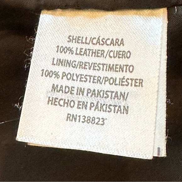 Men's Moon Shine Brad Paisley Tan Suede Vest - Picture 7 of 14